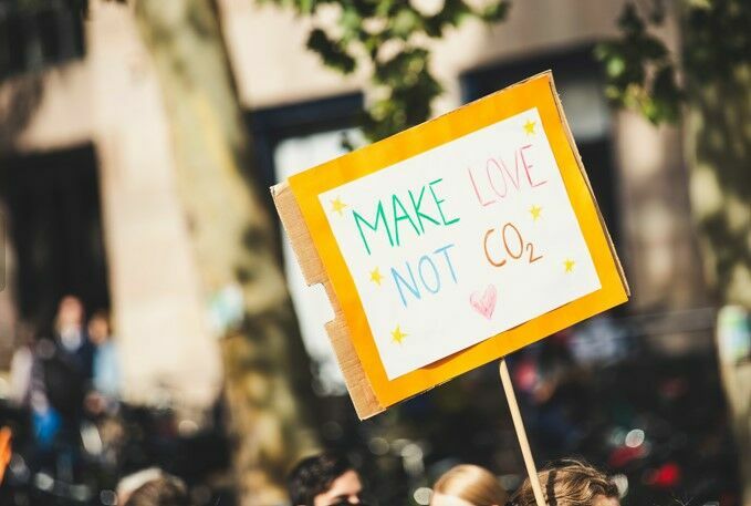 MAKE LOVE, NOT CO2